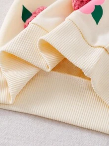 SHEIN Áo nỉ dễ thương thường ngày cho bé gái với họa tiết hoa móc 3D, họa tiết hoa màu hồng, áo vui tươi cho bé gái mùa thu - Màu be - Xem 4