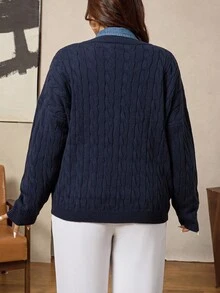 SHEIN LUNE 大码休闲V领针织毛衣，饰有刺绣图案，海军蓝复古风，适合返校季穿着，麻花针织，刺绣，秋季女装，商务休闲，复古风格，秋冬女装毛衣 - 藏蓝色 - 查看 14