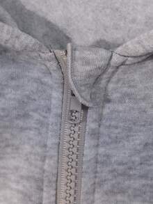 SHEIN 少女外套，纯色时尚蝴蝶结卫衣夹克，舒适加厚保暖内衬卫衣面料，袖口蝴蝶结装饰，青春活力风格，适合返校季或秋冬季日常户外穿着。