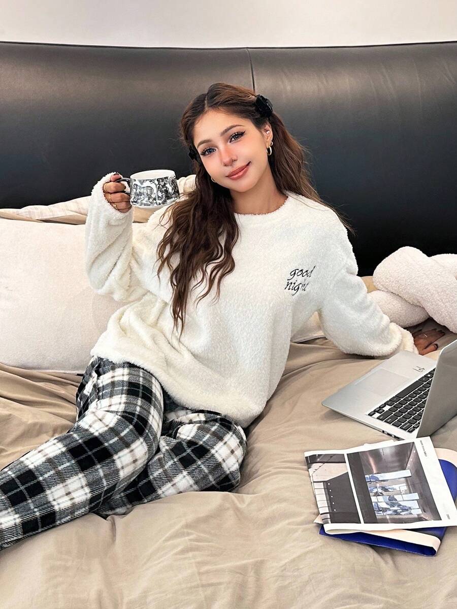 Tween Girl Loose Casual Minimalist Comfortable Round Neck Long Sleeve Fleece Top & Plaid Pants Pajama Set - Black and White - View 1