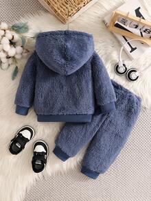 SHEIN Playful Pals 男婴加厚连帽羊毛外套和松紧腰束脚裤两件套，儿童服装，婴儿套装，春秋冬季，6个月-3岁男婴连帽衫套装，深蓝色男婴套装，男婴运动服，舒适小精灵，男婴冬季服装套装，男婴套装，男童秋季服装，儿童/婴儿服装，男婴服装，婴儿休闲套装，男婴冬季服装，男婴冬季服装，6个月-3岁