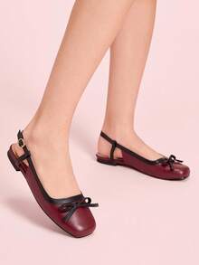 CUCCOO DOLLMOD Zapatos planos de mujer con puntera cuadrada, decoración de mariposa en color burdeos y negro