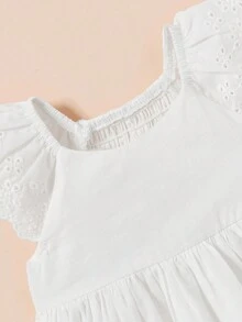 SHEIN Newborn Baby Girl Decorative Lace Round Neck Ruffle Waist Dress