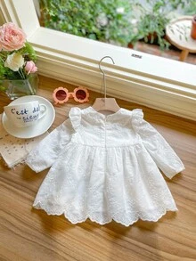 SHEIN 新生兒女寶寶休閒可愛刺繡波邊長袖連衣裙 - 白色 - 查看 8