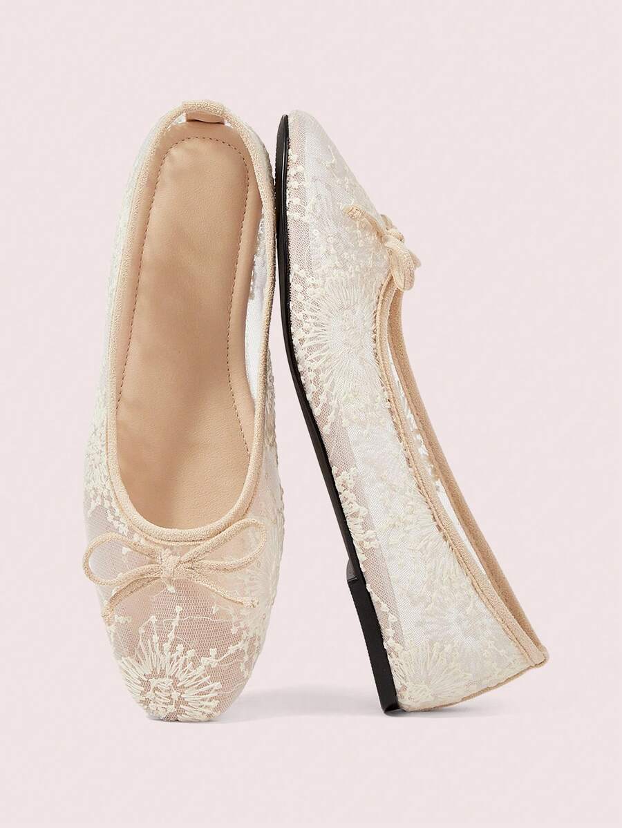 CUCCOO DOLLMOD British Style Fashion New Embroidered Bow Flat Slip-On Loafers For Women - Apricot - View 1