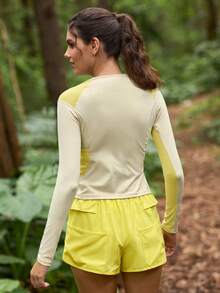 In My Nature 女士户外T恤和背心，高弹性，亲肤，适合露营、徒步旅行、运动和城市通勤 - 芥末黃 - 查看 8