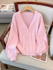 GlowEve CURVE Suéter elegante de punto de talla grande para mujer, cárdigan rosa con piel de visón y botones de perlas falsas - Rosa - Ver 3