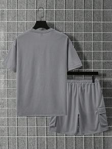 Manfinity Homme 2pcs/Set Men's Solid Color Round Neck Short Sleeve T-Shirt & Cargo Shorts, Casual - Dark Grey - View 2