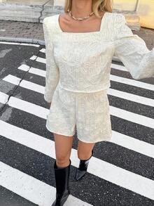 SHEIN Frenchy Bộ 2 áo sơ mi tay dài cổ vuông họa tiết hoa và quần short cho nữ - Màu be - Xem 4