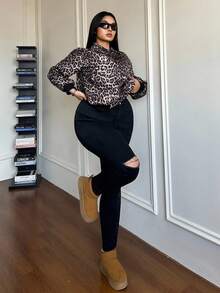 SHEIN PETITE CURVE Plus Size Fall Autumn Winter Halloween Christmas Y2k Cute Streetwear Goth Grunge Techno Outfit Birthday Outfit Night Out Going Out Club Outfit Airport Outfit Casual Versatile Solid Color Distressed Skinny Black Black Jeans Fleece-Lined Jeans Plus Size High-Waisted Black Ripped Skinny Jeans For Daily Wear Plus Size Black Skinny Jeans With Ripped Knees And Flattering Fit