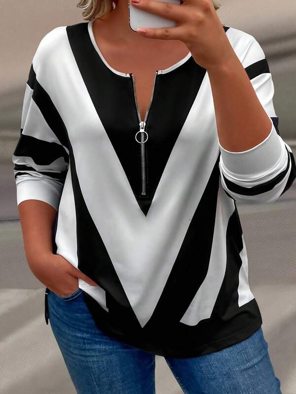 EMERY ROSE Plus Two Tone Half Zip Drop Shoulder Tee Graphic Tees Women Tops Fall Cloth For Women