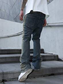Manfinity Roughcore Men's Horseshoe Embroidered Flared Jeans, Casual Street Style Pants For All Seasons Stretch Vintage Washed Grey For Distressed Jeans - Medium Wash - View 2