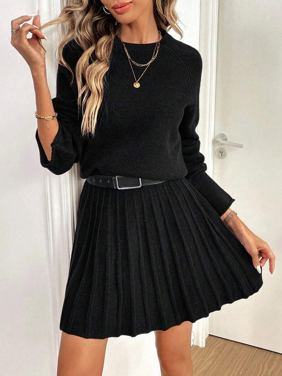 SHEIN LUNE 2pcs/Set Women's Collegiate Style Solid Color Raglan Sleeve Sweater And Knit Mini Skirt - Black - View 1