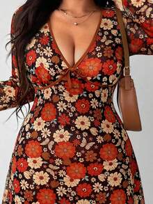 SHEIN EZwear 大码女式花卉印花蕾丝边网眼长袖连衣裙，秋冬 - 黑色 - 查看 7