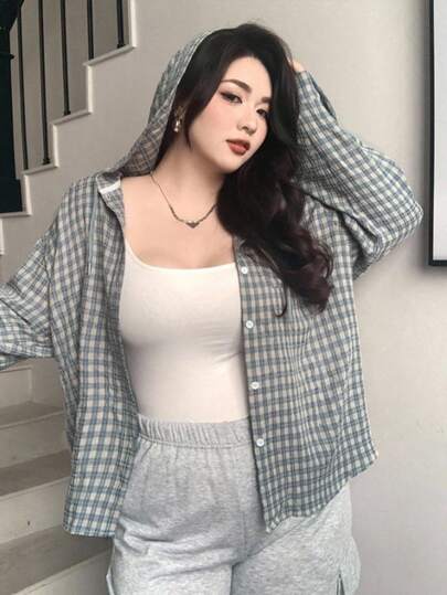 Dazy Plus 大码女式格子宽松连帽长袖休闲街头衬衫，蓝色秋季