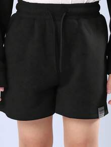 SUMWON 兒童 2 件套外套組合 低襠基本款短褲與寬鬆連帽衫 秋季休閒舒適經典街頭風日常度假套裝 - 黑色 - 查看 6