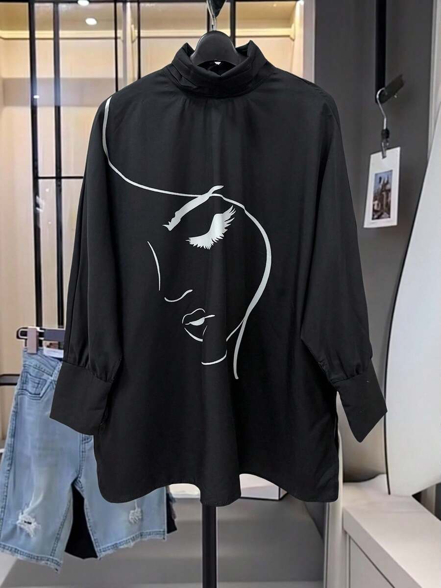 EMERY ROSE Camisa de manga larga con cuello de ojo de cerradura y estampado de retrato casual para mujer, otoño - Negro - Ver 1