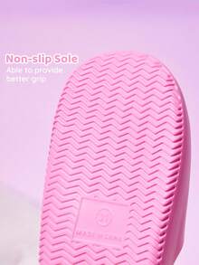 SHEIN X Care Bears 可爱卡通粉色女童彩虹儿童一脚蹬拖鞋幼儿和儿童防滑速干淋浴滑梯，轻便耐用的 EVA 材质，适合室内、浴室、游乐场、游泳池、海滩室内室外 - 粉色 - 查看 5