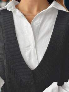 Calvaya 大码休闲宽松纯色V领毛衣背心 - 深灰色 - 查看 6