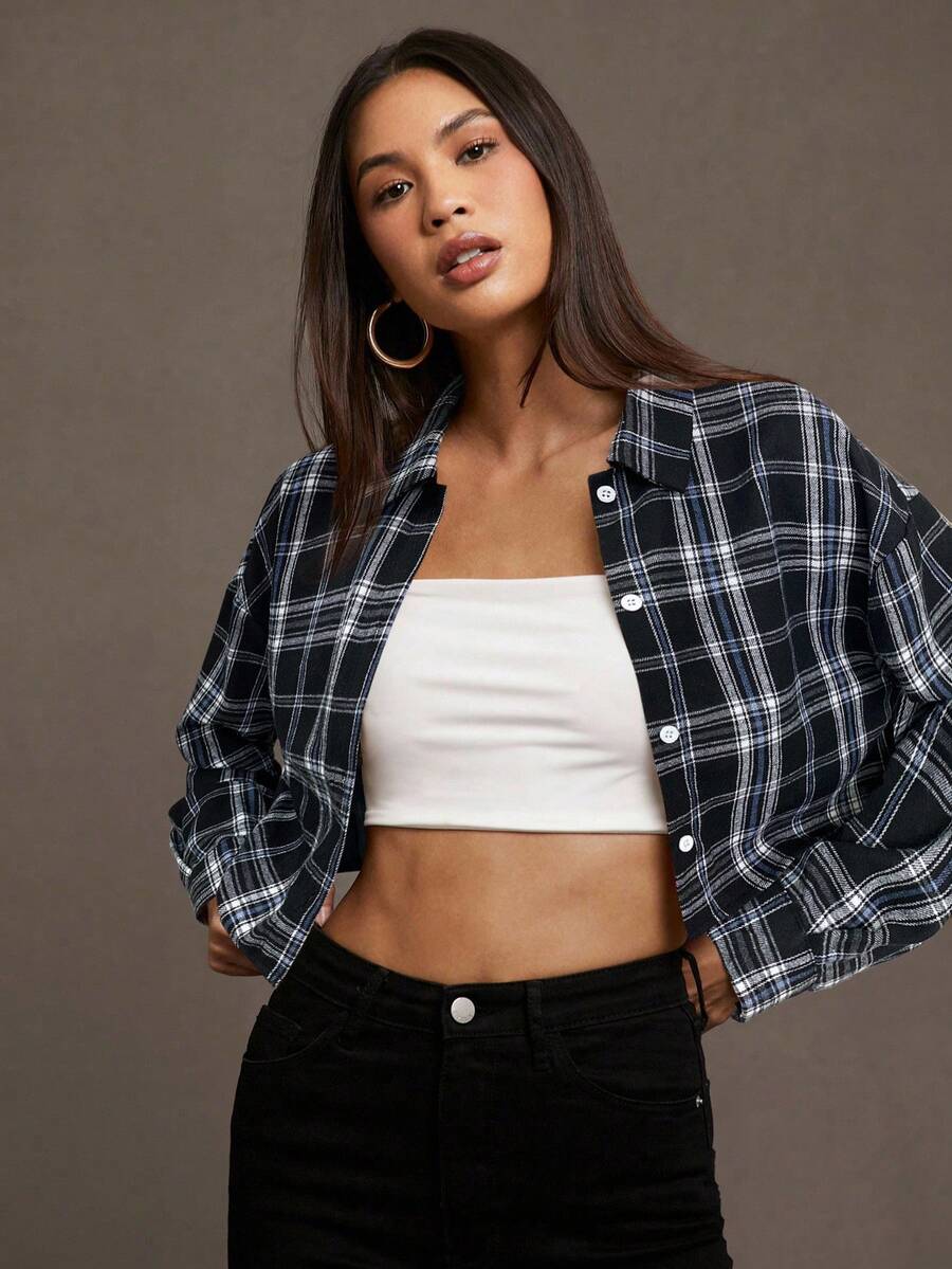 SHEIN Essnce Áo sơ mi kẻ caro cài nút dáng rộng thoải mái dành cho nữ - màu đen - Xem 1
