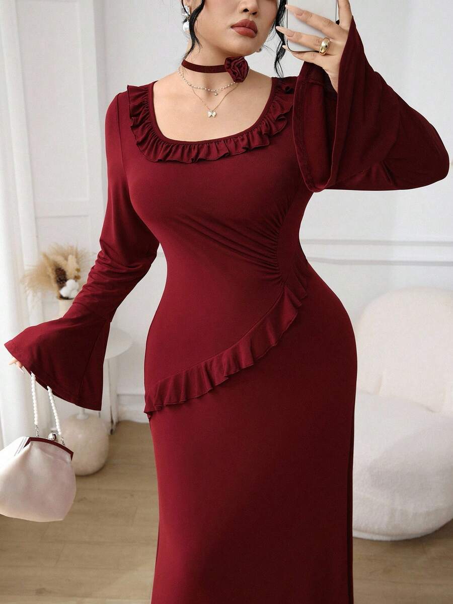 Modelyn 大码女式纯色拼布荷叶边方领喇叭袖合身鱼尾下摆优雅连衣裙 - 酒紅色 - 查看 1