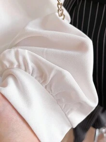 Sweetra Young 2 件套青少年女孩领口条纹金属纽扣束腰上衣和条纹喇叭裤通勤复古套装 - 黑色 - 查看 5