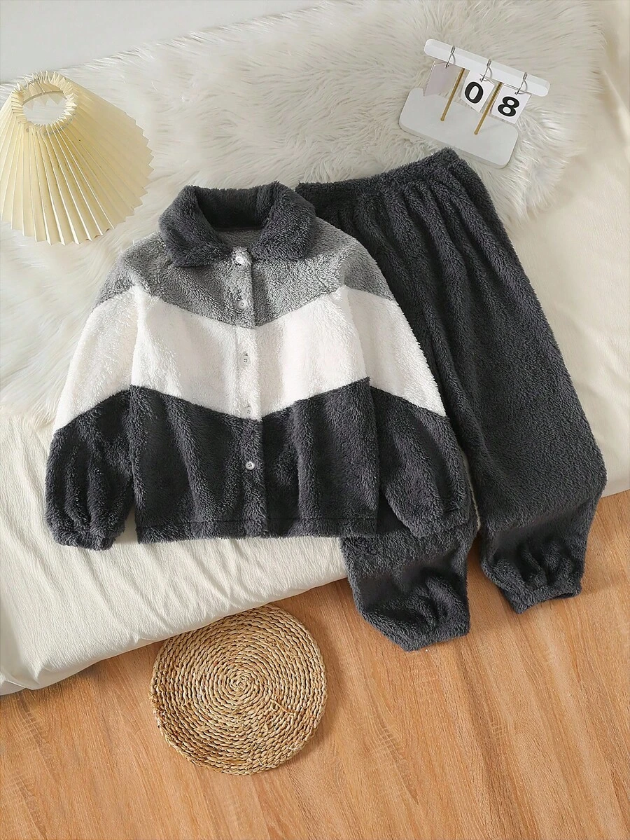 SHEIN Boys' Thickened Autumn/Winter Outfit, Contrast Color Lapel Sweatshirt + Plush Pants, Comfortable Pajama Set - Multicolor - View 1