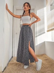 SHEIN PETITE CURVE Plus Size Full Print Slit Minimalist Skirt, Casual And Vacation - Black and White - View 3