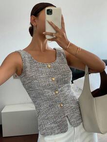 Livesso 春季新款法式方领收腰无袖女式上衣，显瘦格子图案