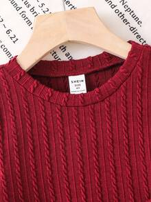 SHEIN مجموعة من قطعتين من لباس علوي بأكمام طويلة وبنطلون كاجوال ملائم للفتيات الصغيرات لفصل الخريف/الشتاء وأعياد الميلاد، مصنوعة من قماش محبوك بلون واحد مع فيونكة كبيرة، سترة من نسيج الكابل، رائعة للارتداء اليومي والمناسبات المدرسية.