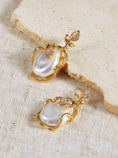  Đôi bông tai Opalesca mạ vàng 18K, thiết kế lá vàng độc đáo với ngọc trai, kiểu dáng tinh tế, sang trọng, nhẹ nhàng, thích hợp đeo hàng ngày, dự tiệc, chụp ảnh, dành cho phụ nữ/mẹ/bé gái, mùa thu/đông, lễ hội, kỳ nghỉ, năm mới/Giáng sinh/Ngày Valentine.