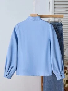 SHEIN 少女时尚休闲 Y2K 复古酷炫街头返校学院风心形刺绣图案蓝色牛仔长袖宽松衬衫，柔软舒适，适合日常穿着，也适合秋冬季节、锐舞派对和居家穿着。蓝色牛仔衬衫，蓝色纽扣衬衫。 - 藍色 - 查看 2