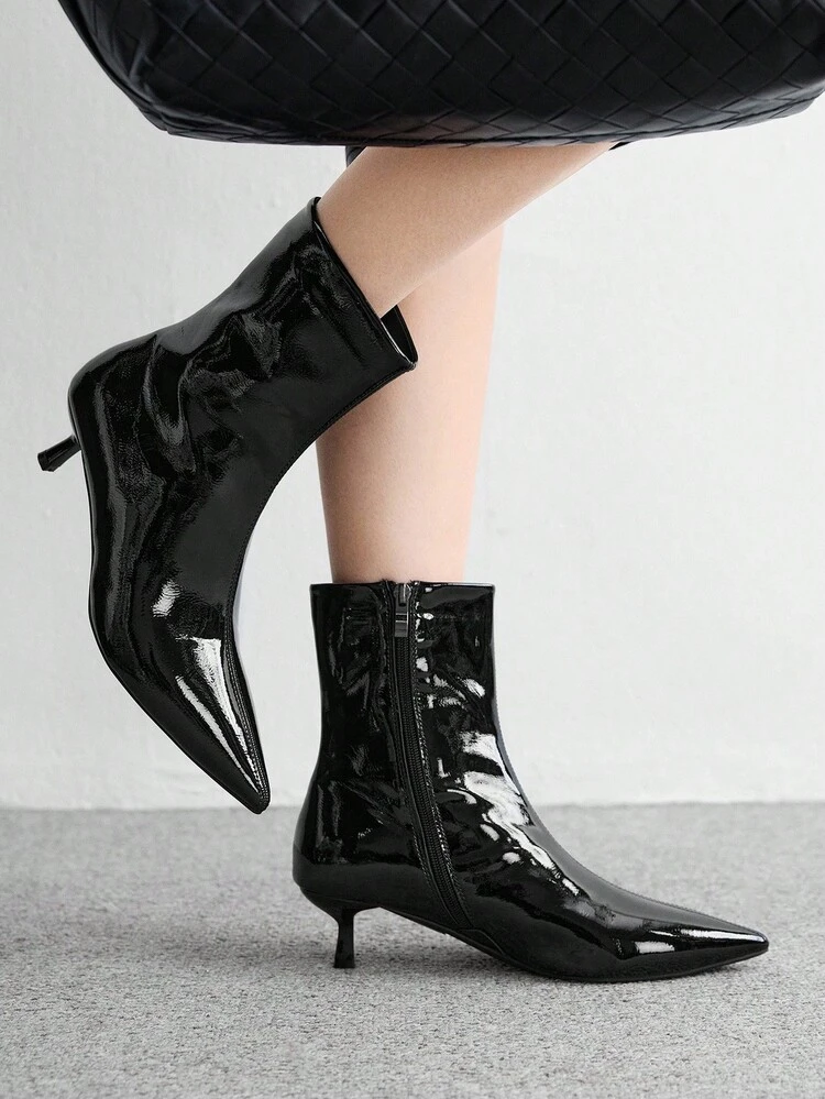 CUCCOO BIZCHIC Bottines à bout pointu en cuir verni noir pour femmes, bottines à talon bas, bottes ajustées grande taille, automne