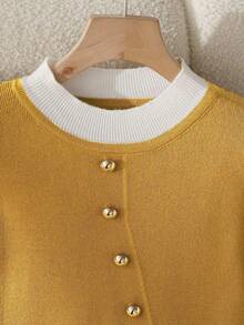 GlowEve 女士时尚休闲拼色纽扣缀饰长袖毛衣 - 黃色 - 查看 3