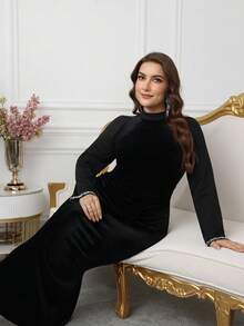 Modelyn فستان كاجوال أنيق للمرأة ذات الحجم الكبير مع خصر مشدود