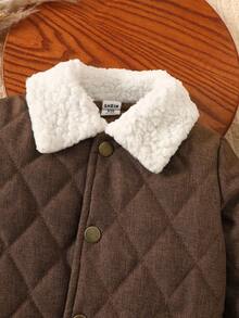 SHEIN Playful Pals Baby Boy Brown Casual Solid Color Loose Fit Jacket, Suitable For Outdoor Play, Home Leisure, And Daily Wear, Autumn/Winter Baby Boy Jacket Baby Boy Coat Brown Jacket Sherpa Collar Jacket Quilted Jacket Brown Jacket Baby Boy Brown Jacket Baby Boy Winter Coat Fall