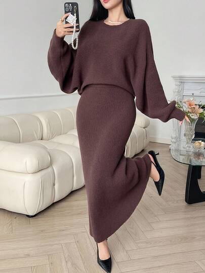 DAZY 女式休闲纯色圆领毛衣和裙子两件套，秋季