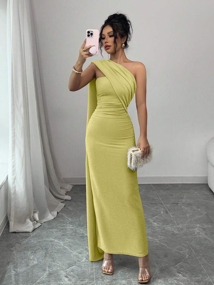 Elenzga 女装新款杏色欧美时尚优雅宴会轻熟高级感斜肩披肩性感抹胸百褶收腰提臀修身后开叉性感闪亮丝光闪针织弹力优雅舒适约会宴会情人节长连衣裙 - 黃色 - 查看 1
