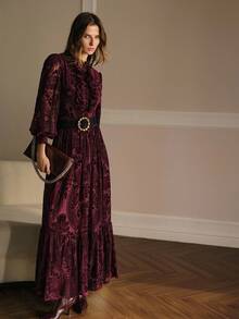 MOTF PREMIUM 花卉植绒褶皱连衣裙 - 酒紅色 - 查看 6