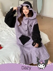 HELLO KITTY AND FRIENDS | SHEIN DAZY 女士加厚抓绒卡通图案刺绣撞色荷叶边连帽长款宽松睡袍，冬季蓬松睡衣 - 紫色 - 查看 3