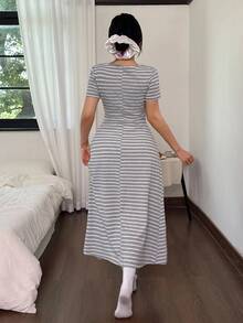 Dream Adore 女式休闲条纹针织褶饰方领长裙家居服夏装女式夏装条纹休闲裙女式条纹裙休闲裙 - 淺灰色 - 查看 3