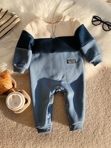 SHEIN Baby Jungen Farbblock Strick Kragen Langarm Jumpsuit, weich & bequem, vielseitig kombinierbar, geeignet für Herbst & Winter
