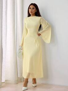 SHEIN PETITE Robe élégante à col asymétrique drapé, ourlet asymétrique, manches évasées, version premium améliorée, couleur jaune bouton d'or - Jaune citron - Voir 7