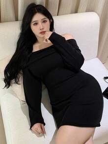 Dazy Plus Gaun Sweater Pendek Bodycon Tanpa Bahu untuk Wanita Ukuran Plus dengan Kerah, Warna Polos, Pakaian Pesta Musim Gugur/Dingin - Hitam - View 1