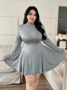 Modelyn فستان محبوك أنيق وكاجوال بلون سادة مقاس كبير للنساء - رمادي - مشاهدة 3