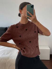 DAZY 心形装饰宽松短袖圆领休闲针织上衣，女款，春秋季 - 酒紅色 - 查看 3