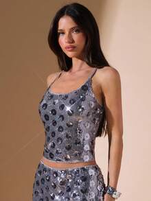 SHEIN BAE 女士秋冬无袖露背亮片吊带背心，优雅适合晚宴、狂欢派对、约会之夜、夜店聚会。Y2K闪亮圣诞女装，圣诞派对女装上衣，节日派对女装上衣，感恩节/性感女装，夜店女装 - 銀色 - 查看 5