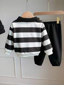 SHEIN 2件套男/女童休闲可爱撞色Polo领长袖卫衣和裤子两件套，适合秋冬季节。男童两件套条纹Polo衫套装，男童两件套服装，男童休闲套装，长袖男童服装，3岁男童服装，男童运动服秋季服装。 - 彩色 - 查看 2