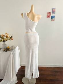 Soleia Women's Minimalist Metal Flower Knitted 2 Pieces Set, Vacation In Fall/Winter - White - View 2