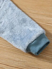 SHEIN 2pcs/Set Kids Baby Boy/Girl Cute Animal Cartoon Embroidered Raglan Sleeve Crew Neck Long Sleeve Top And Pants Cozy Plush Flannel Pajamas Set, Autumn/Winter - Multicolor - View 4